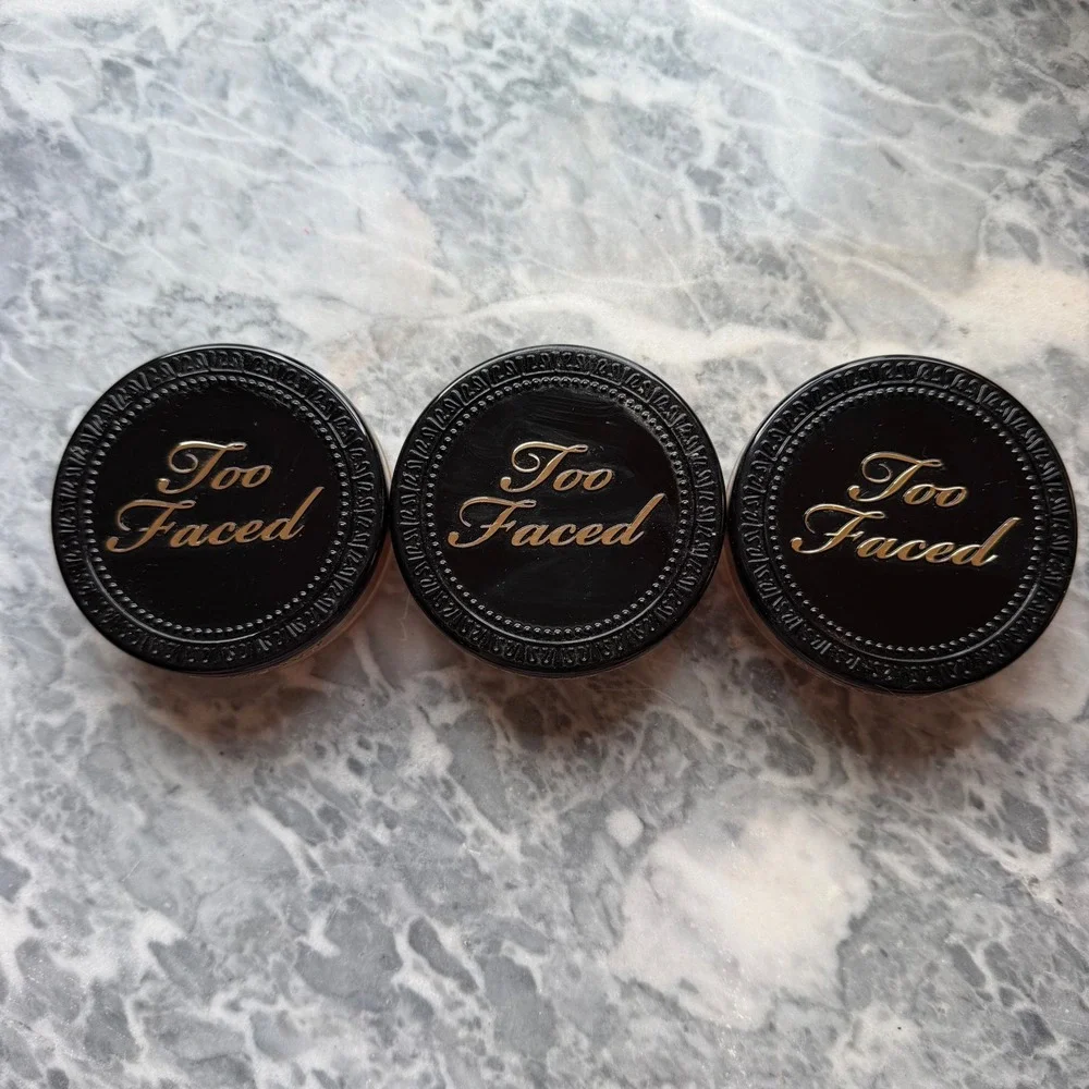 Too Faced Born This Way Multi-Use Complexion Pressed Powder Foundation